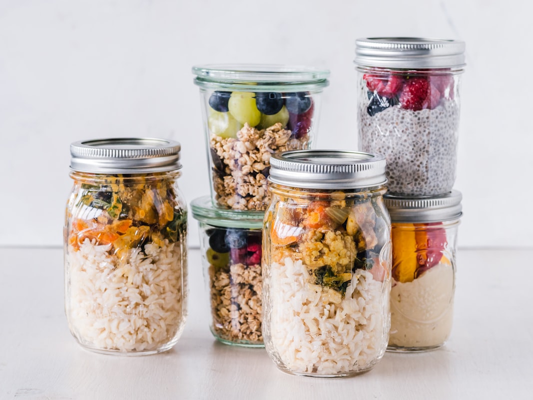 Nutritionist consulting with client